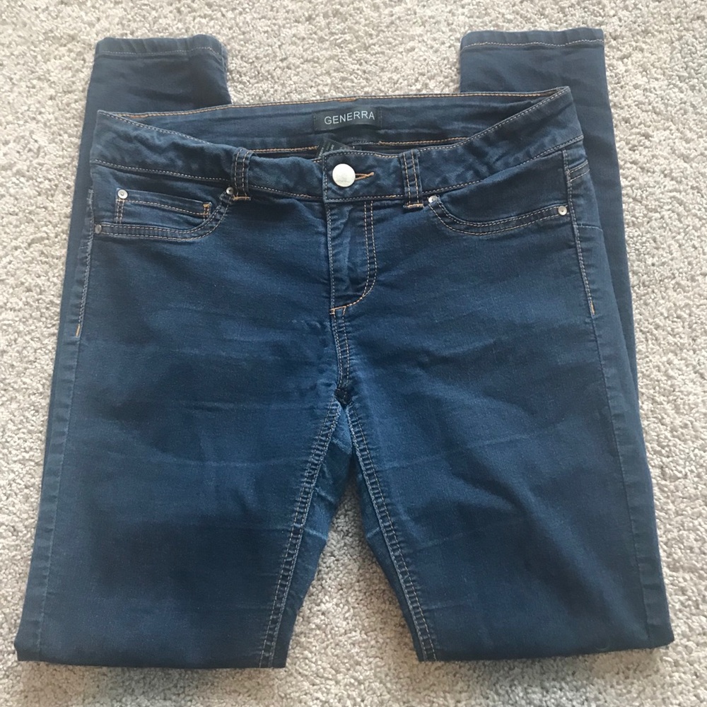 Generra Skinny Jeans! Sooo cute. Juniors 9
